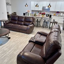 Reclining Sofa & Loveseat Set – Excellent Condition