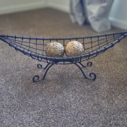 Decor Two End Tables And Coffee Table