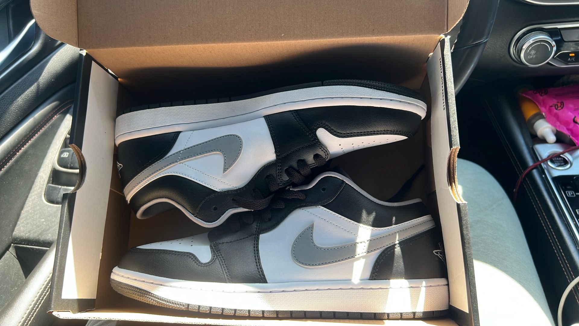 Brand New Nike Jordans Nike Dunks Available 