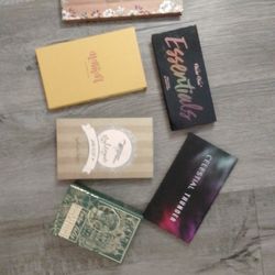Eyeshadow Pallet Bundle
