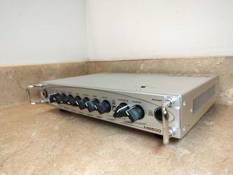 Gallien-Krueger GK MB500 500W Ultra Light Bass Head - Excellent Condition w/ Cables