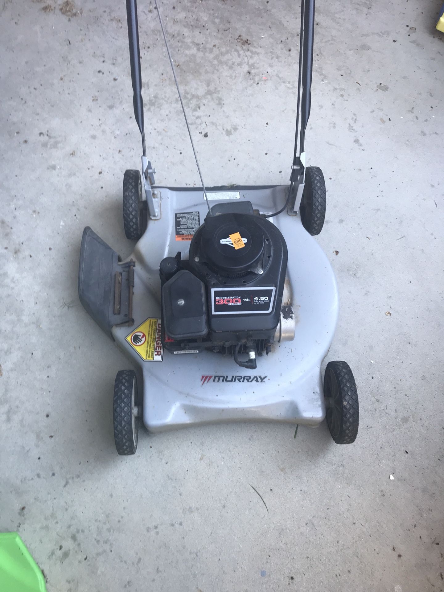 Briggs and Stratton Murray Lawn Mower