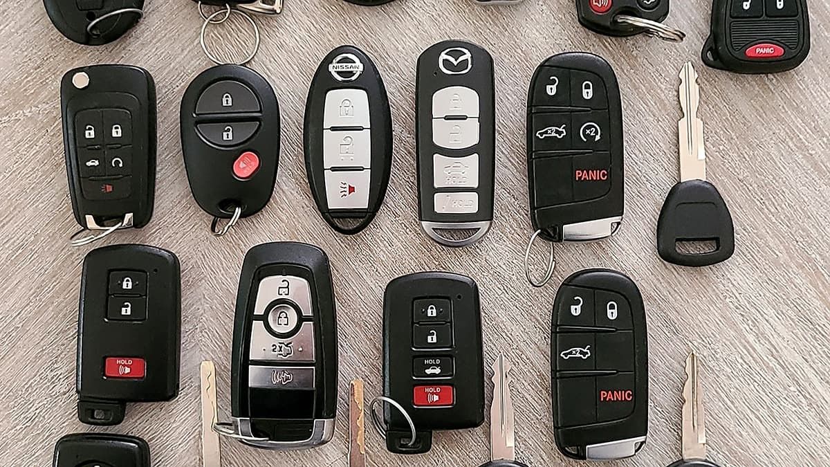 Car Key's, Remotes And Key Fobs 🔑