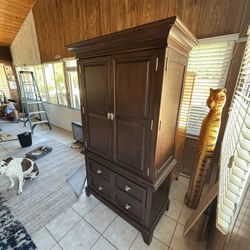Armoire