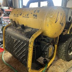 Dewalt Compressor 