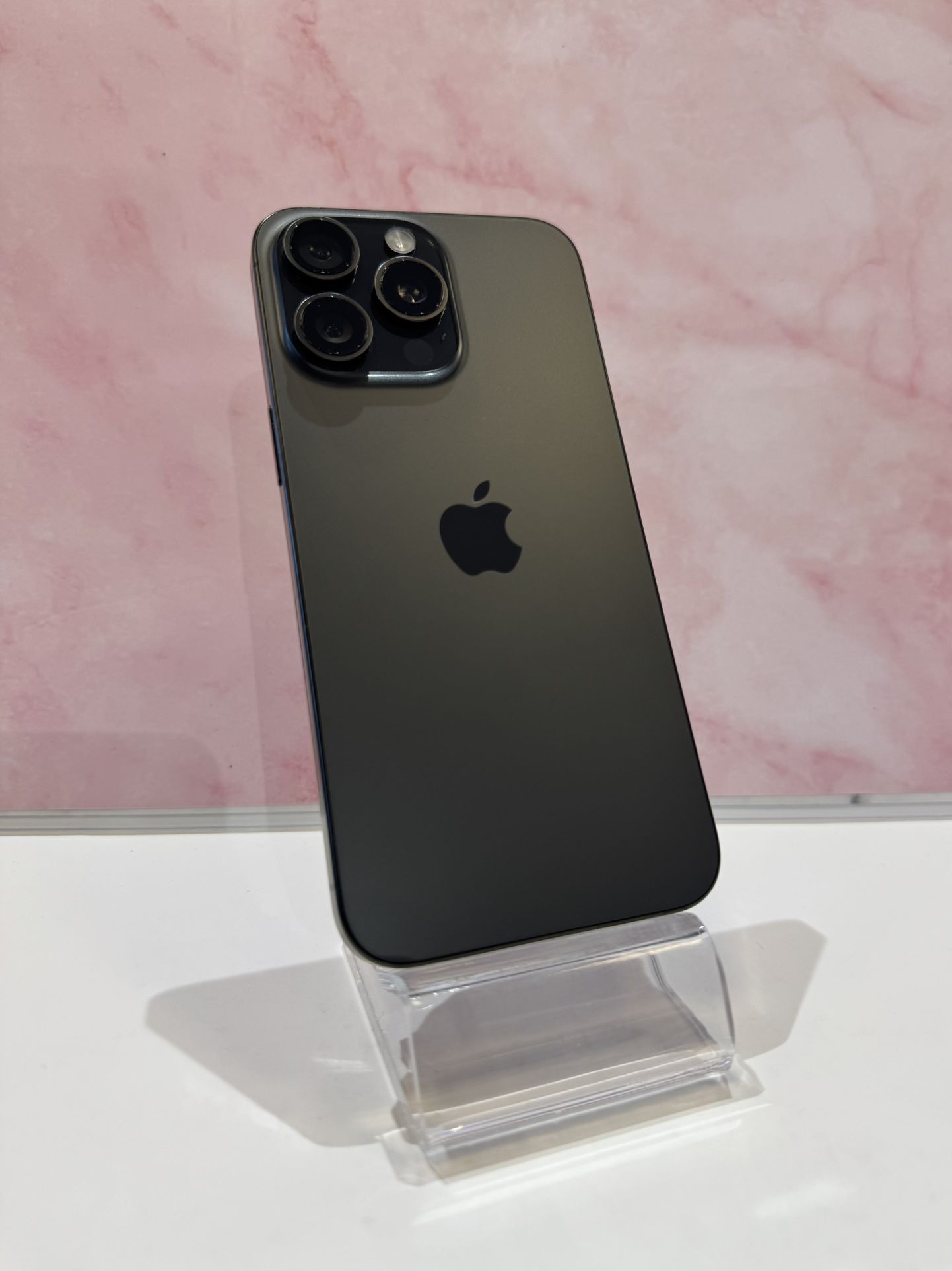 iPhone 15 Pro Max 256GB Unlocked 