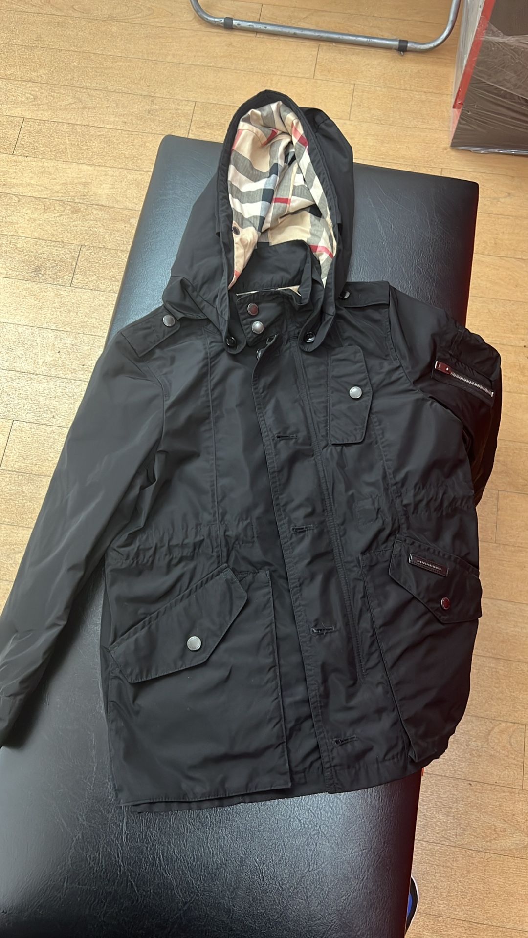 burberry windbreaker 