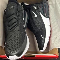 Size 8 In Men Fits Size 9 In Women