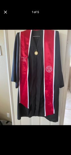 UCSD gown and stole