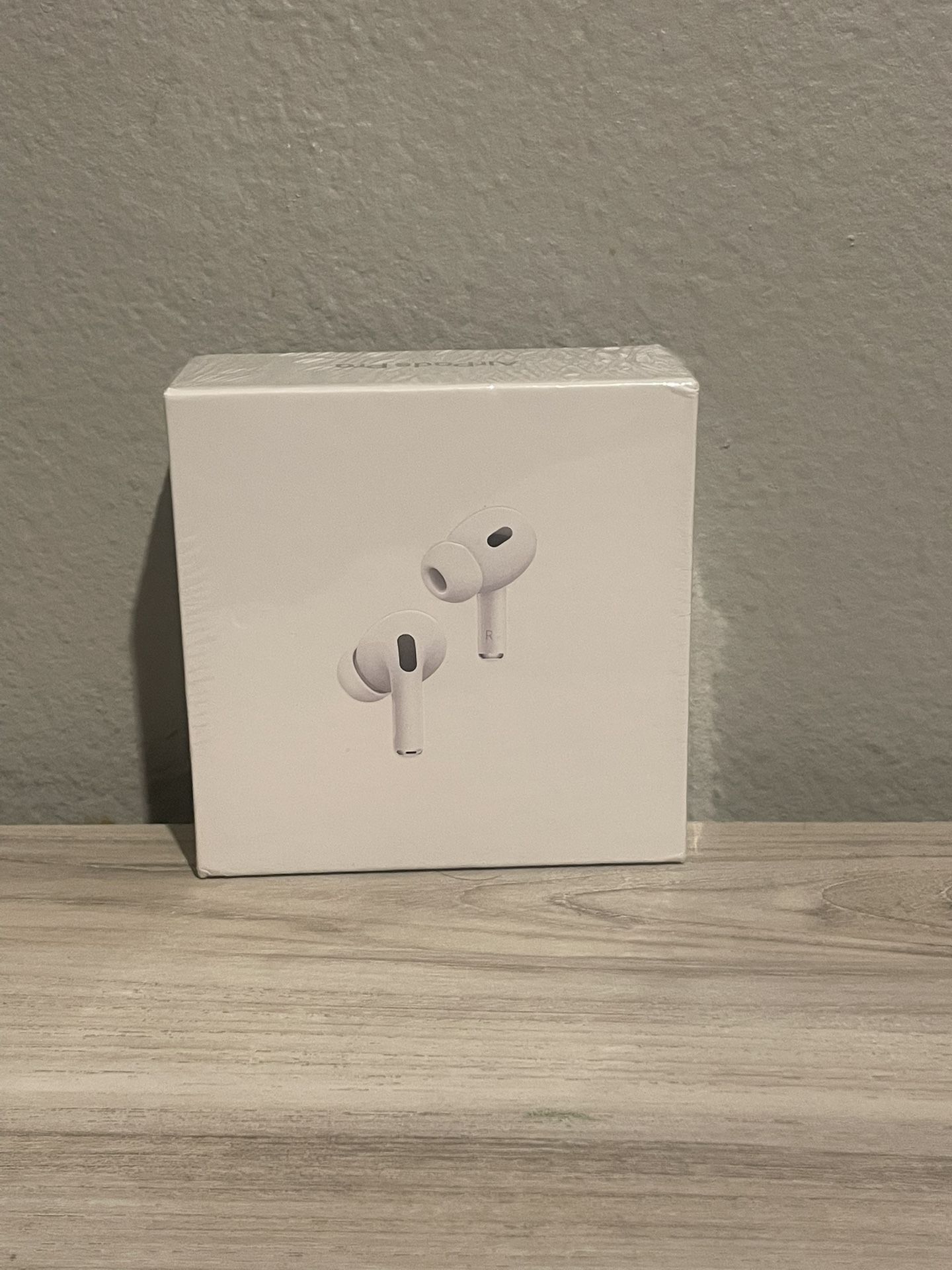Apple Airpod Pros With Active Noise Cancellation