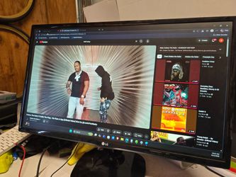 21 in monitor hdmi with old style desktop plug