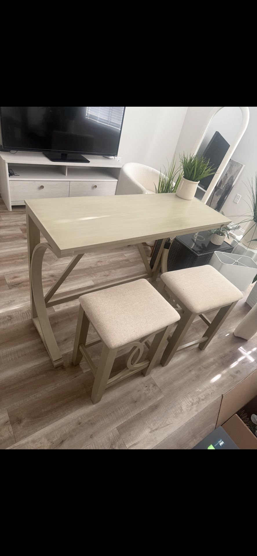 Table 3 Piece Set