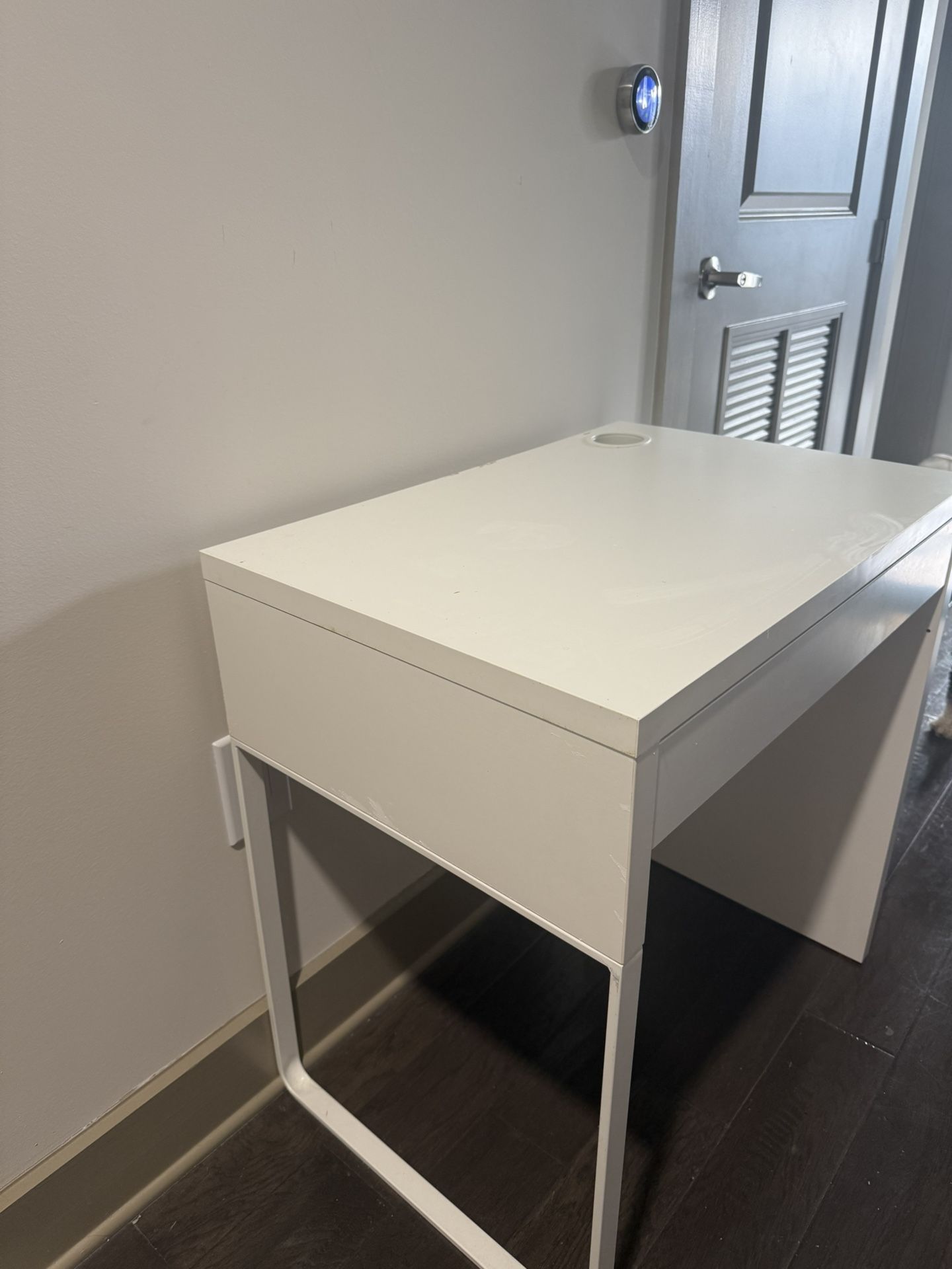 Small Desk