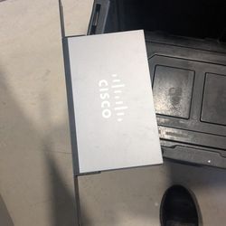 Cisco SF-100-24 24 Ports 10/100 Switch