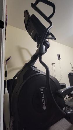 Sole ELLIPTICAL E35 2019  LIKE NEW CONDITION SKU: 1(contact info removed)