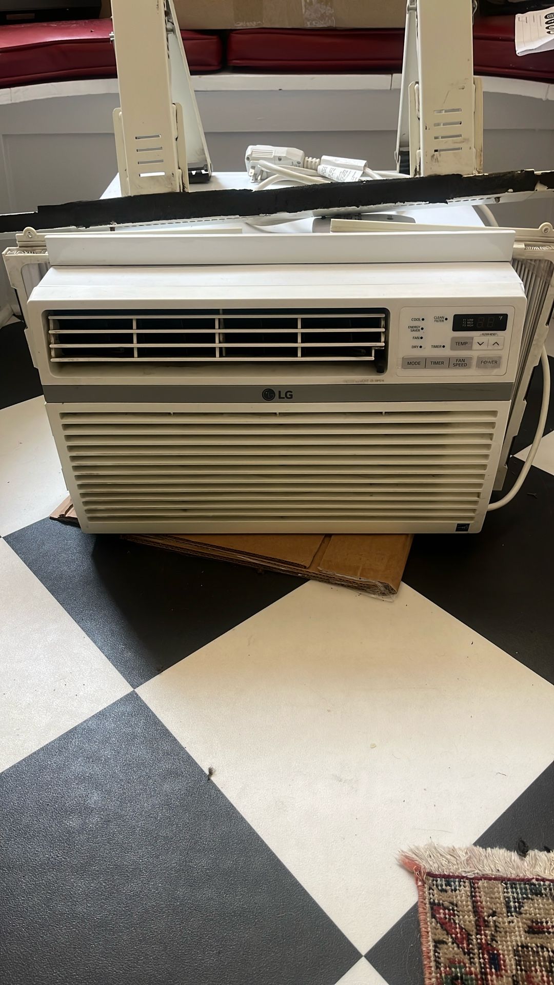 LG AIR CONDITIONER