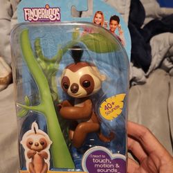 Fingerlings Baby Sloth Brand NEW