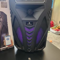 Max Power Ultra 8" Bluetooth Speaker with Microphone