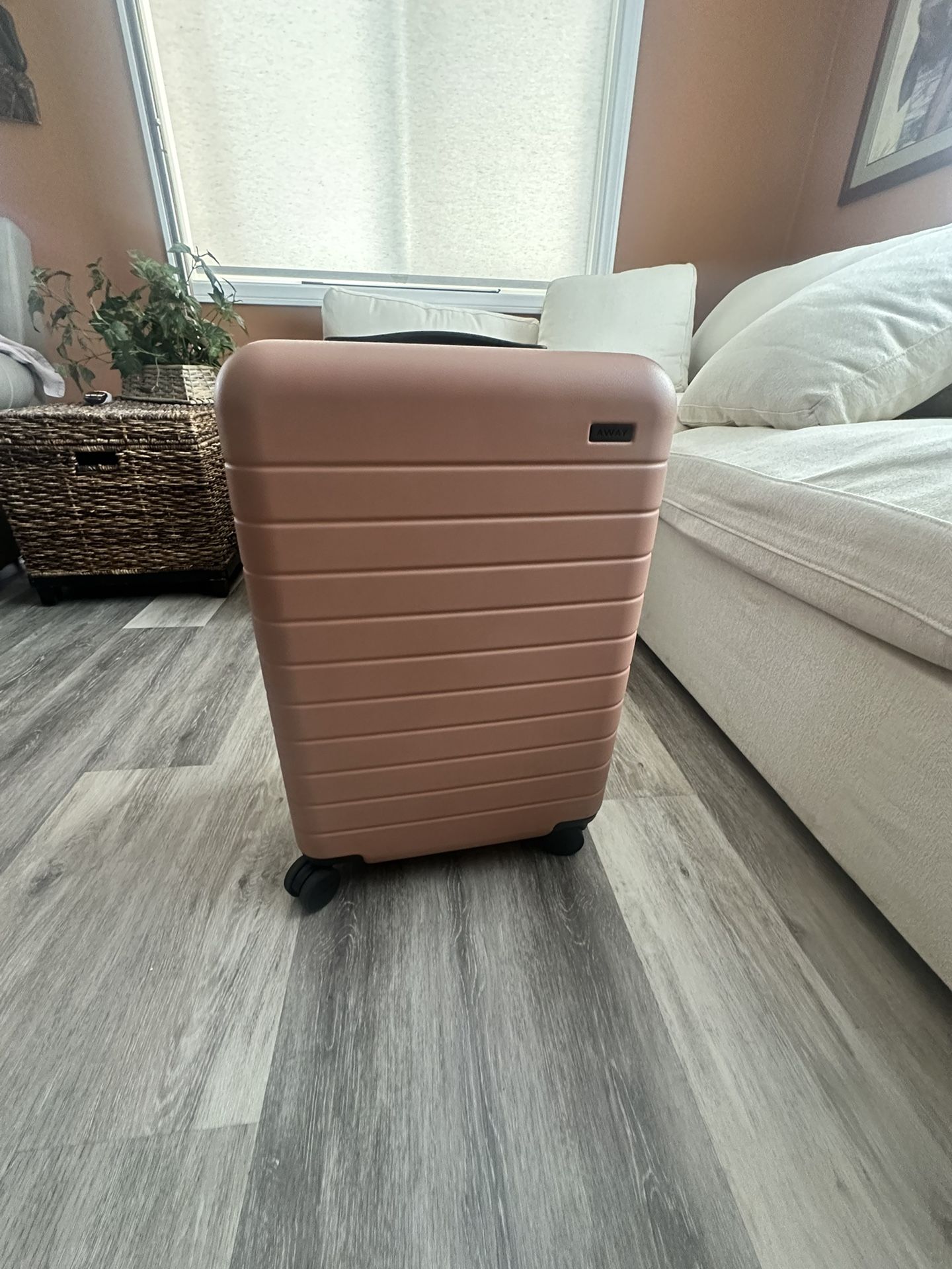 Away Carry-on Luggage