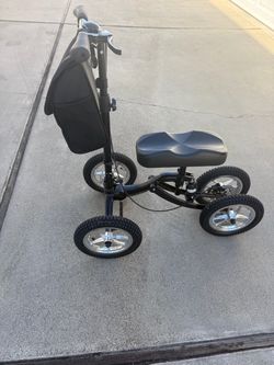 Kneel scooter