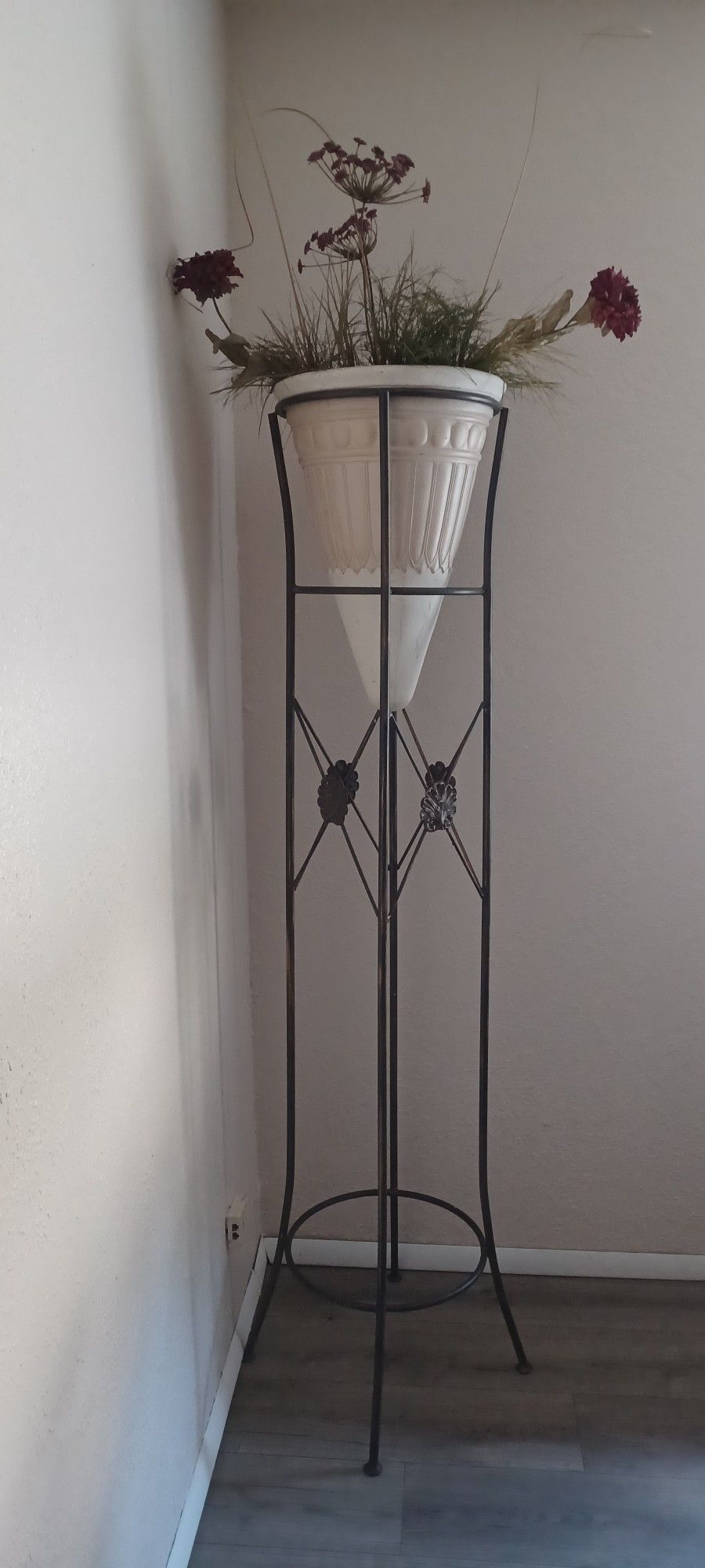 Decorative Stand and Holder