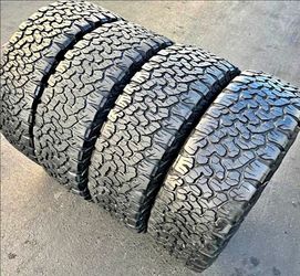 275 70 18 Bfgoodrich ko2 tires Con 80% de Vida Las 4
