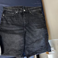H&M Jean Shorts Size 33-34