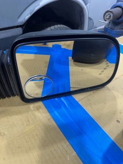 2001to 2007 Chevy /GMC electric mirrors