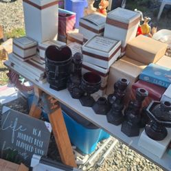 Avon glass wear cape cod , Christmas houses and figurines new in box