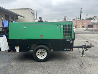 Sullivan Palatek 2015 375CFM Air Compressor 6366 Hours Tier 4 D375PDCU