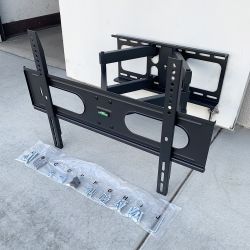 New In Box $40 Large TV Wall Mount for 37-75 Inches, Full Motion Swivel Tilt VESA 600x400mm, Max 110 lbs 