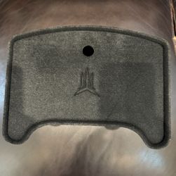 Rear Center Console Organizer With Lid for Tesla Model Y 2020-2025.