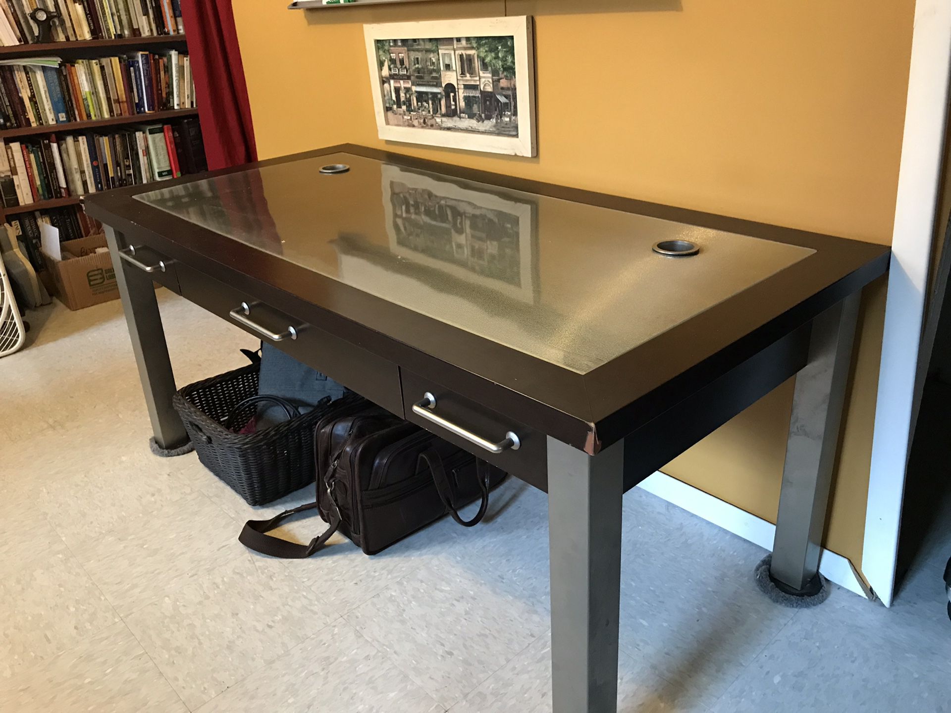 Desk. Sleek, modern design.