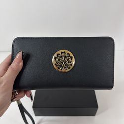 Wristlet Wallet Women’s Black Trifold (Unknown Brand) Pre-Loved Gem