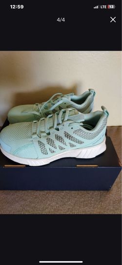 Steel toe shoe