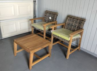 Outdoor patio 3 piece bistro set,  2 chairs with coffee table and cushions