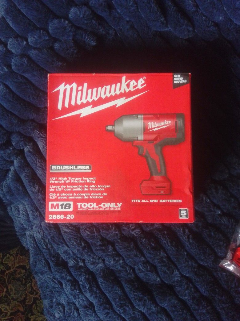 Milwaukee Brushless 1 And 1/2 High Torque Impact Wrench M18 2666-20