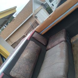 BAYLINER 1989  AB Gris,Azul Asi Como La  Miran  Trabaja Todo Ecepto El Tablera Luces