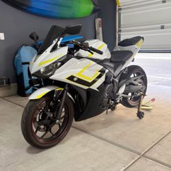 2016 Yamaha R3