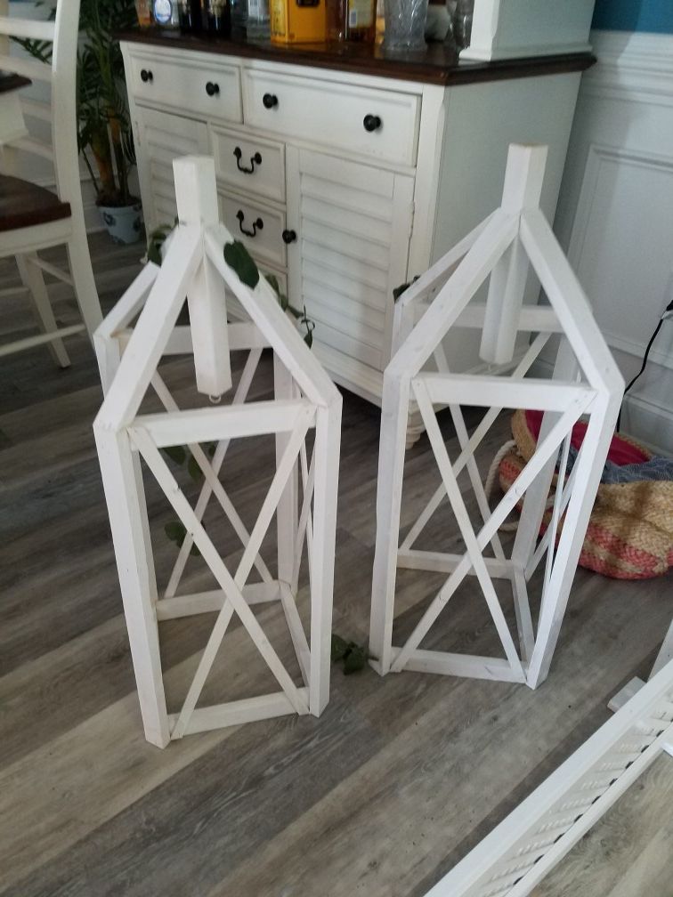 Lantern holders