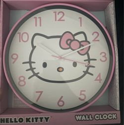 NEW Hello Kitty Wall Clock