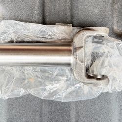 Ford/Lincoln/Mercury Transmission Slip Yoke