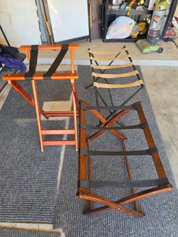 Folding Luggage Racks with Syraps