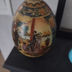 Satsuma Hand Painted And Textured Egg 