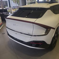 2024 KIA EV6