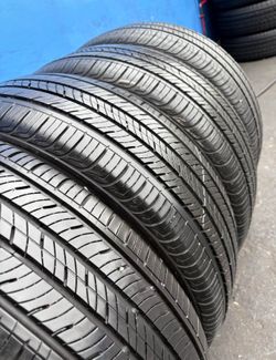 205 55 16 FIRESTONE I sell this Seth of tires with 80% of Life the 4