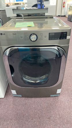 LG 9.0 cu. ft. Mega Capacity Smart wi-fi Enabled Front Load Electric Dryer with TurboSteam