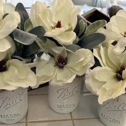 Chalk painted distressed mason jars - WHITE MAGNOLIAS with Lambs Ears