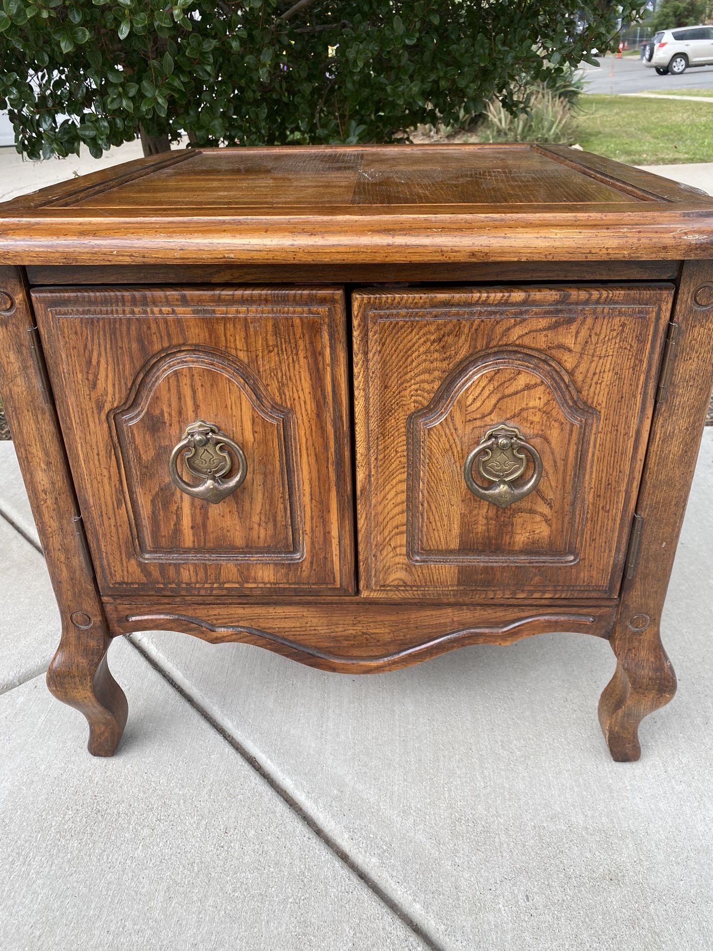 End table