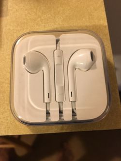 I have a pair of brand new iPhone earbuds